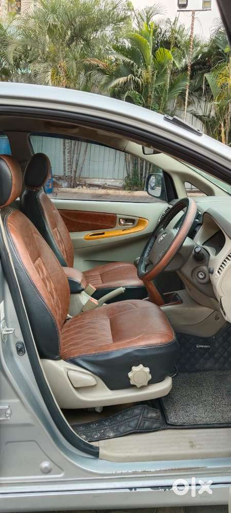 Toyota Innova 2.5 Vx 7 Str Bs-iii, 2011, Diesel