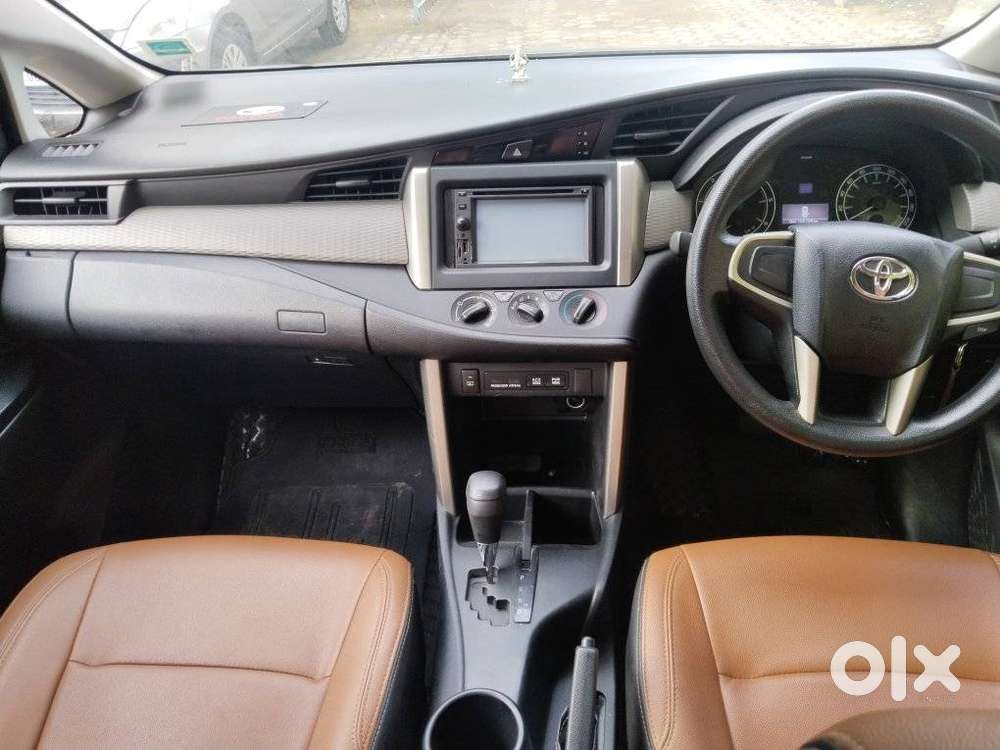 Toyota Innova Crysta 2.8 Gx At, 2017, Diesel