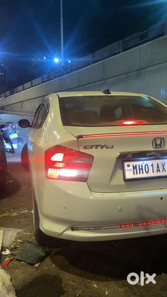 Honda City Ivtec Petrol Plus Cng 2011 White Colour Mint Condition