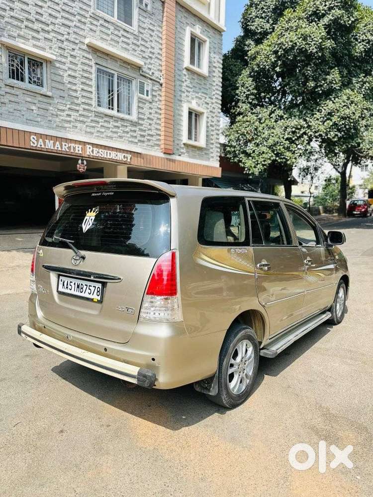 Toyota Innova 2009-2011 2.0 Gx 8 Str, 2011, Diesel