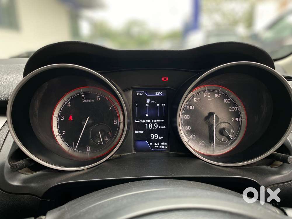 Maruti Suzuki Swift 2018 Zxi Plus, 2022, Petrol