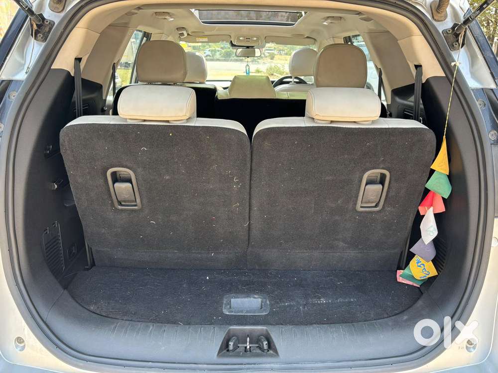 Mahindra Xuv700 2.2 Ax 7 Diesel At Luxury Pack Str, 2022, Diesel