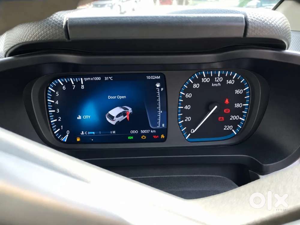 Tata Altroz Xz, 2020, Petrol
