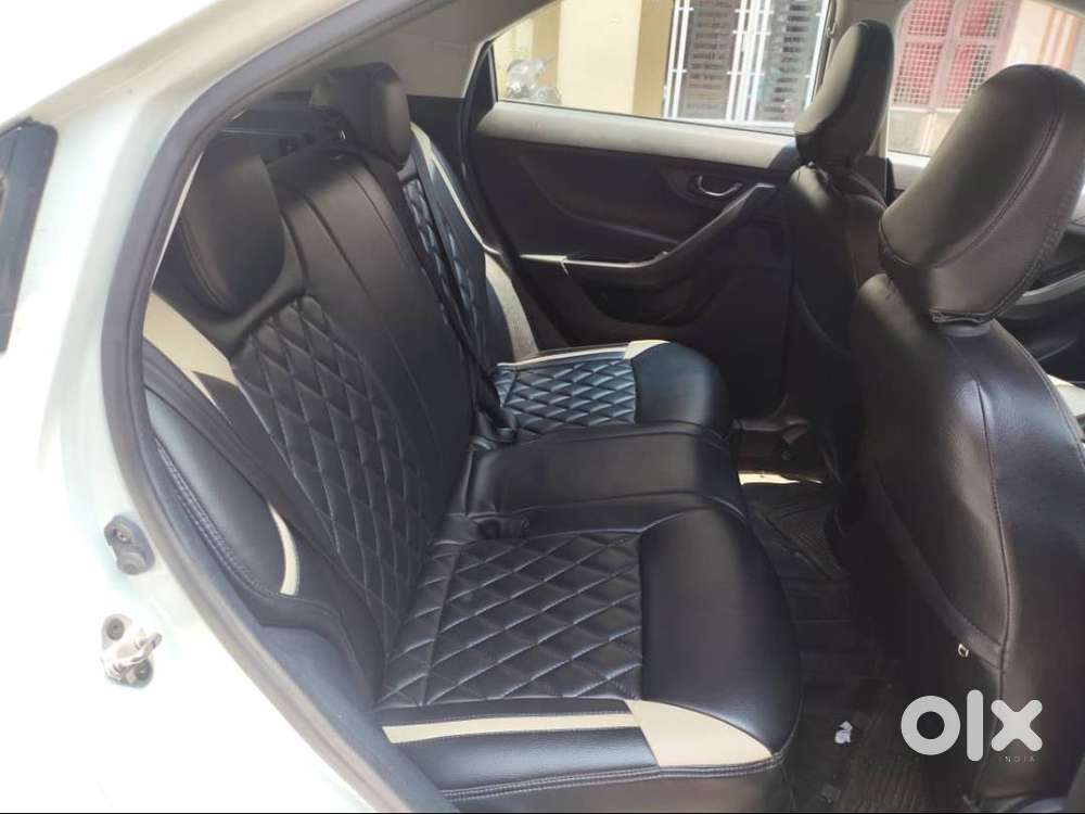 Tata Nexon Smart Plus S - May 2024 (with Sunroof & Extended Warranty))