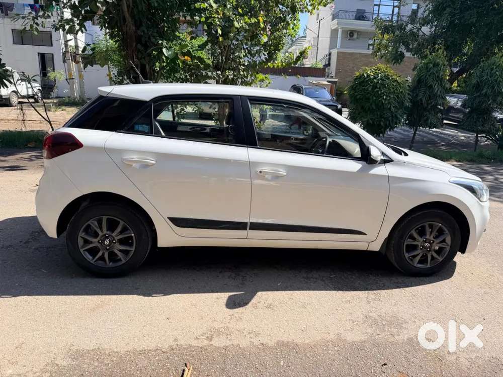 Hyundai I20 2020 Petrol Well Maintained Mohali Number