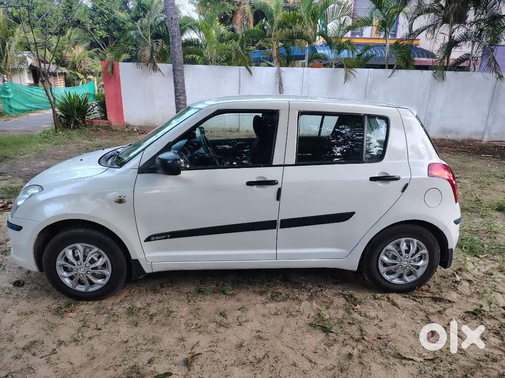 Maruti Suzuki Swift 2011 Model Lxi