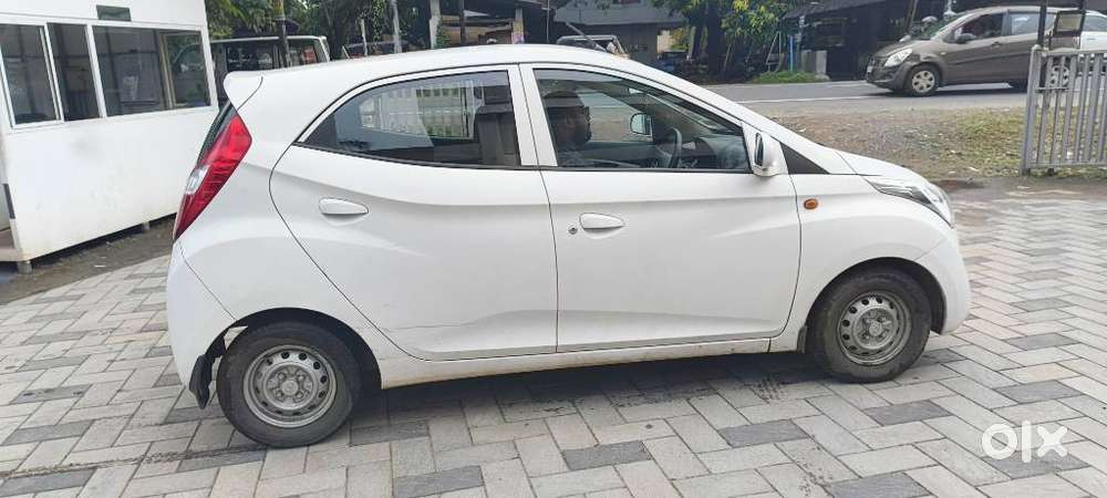 Hyundai Eon Era, 2011, Petrol