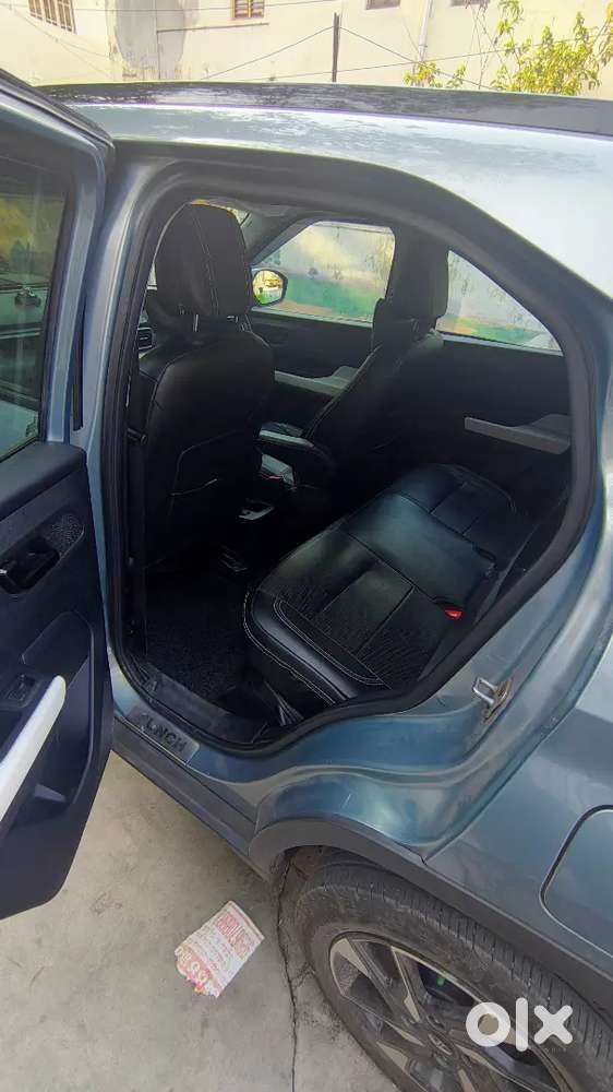 2023 Tata Punch Cng Top Model  Accomplished Dazzle With Sunroof