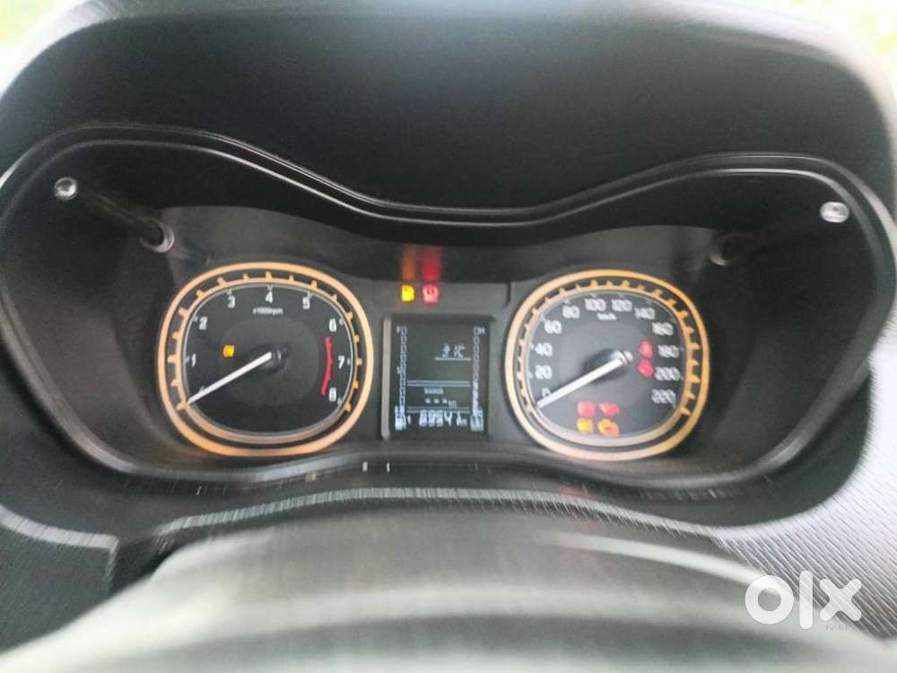 Maruti Suzuki Brezza 1.5 Zxi Plus Smart Hybrid, 2020, Petrol