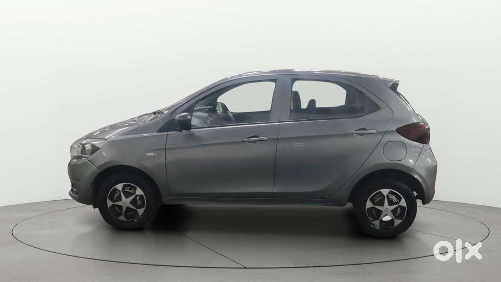 Tata Tiago 1.2 Revotron Xm, 2018, Petrol
