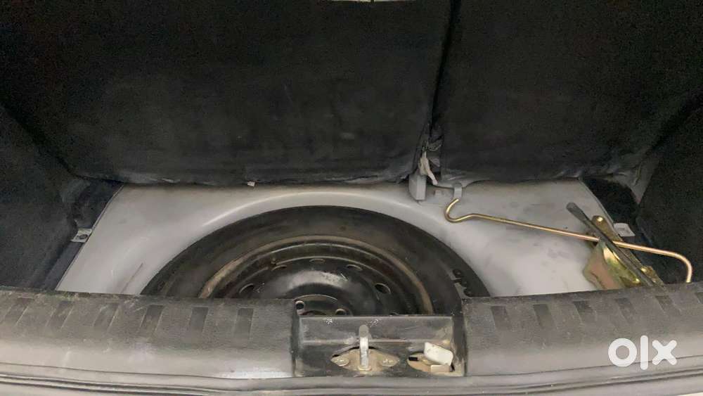 Maruti Suzuki Swift Vxi, 2016, Petrol