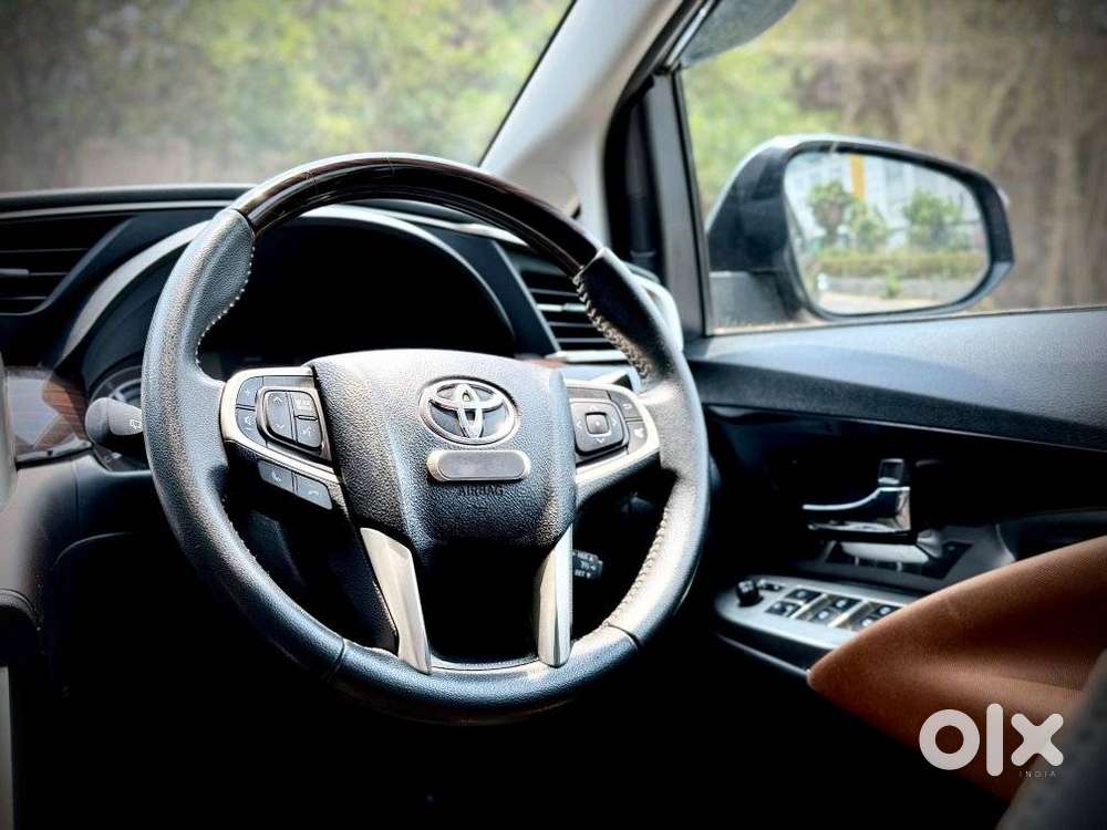 Toyota Innova Crysta [2020-ongoing] 2.4 Zx At 7 Str, 2022, Diesel