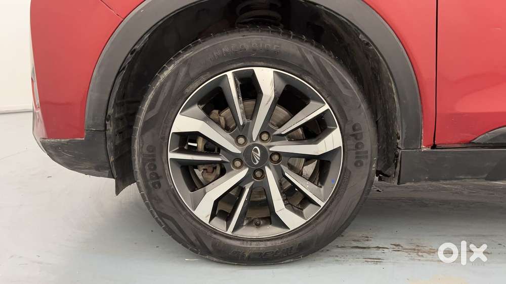 Mahindra Xuv300 W8 (o) 1.5 Diesel Amt Dual Tone, 2019, Diesel
