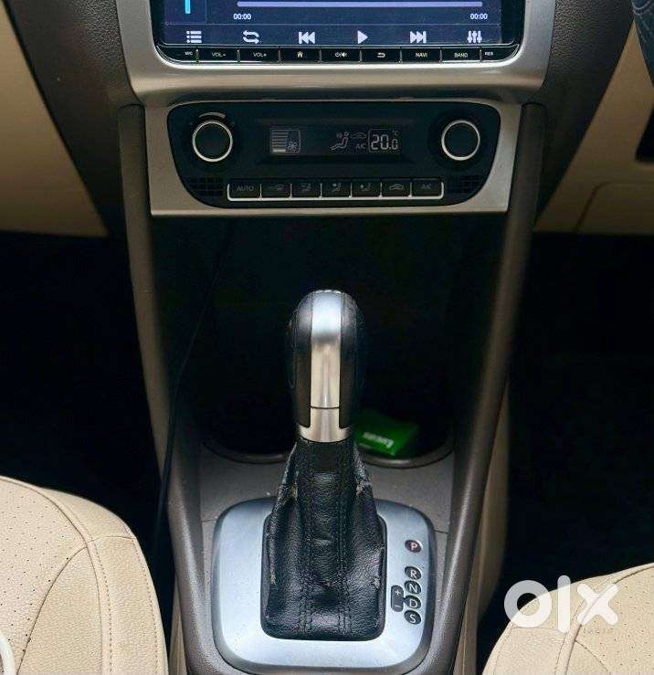 Volkswagen Vento 1.5 Highline Plus At 16 Alloy, 2015, Diesel