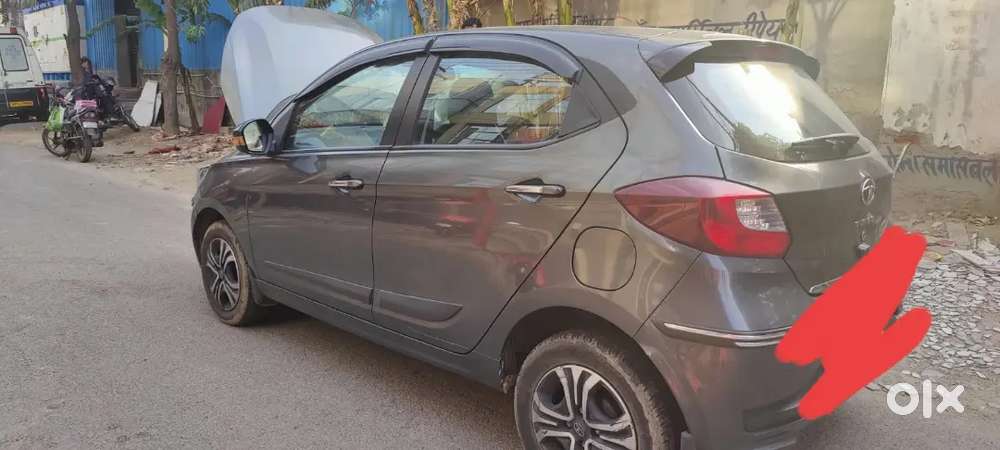 Well Maintained Car And New Tyres And No Scratches