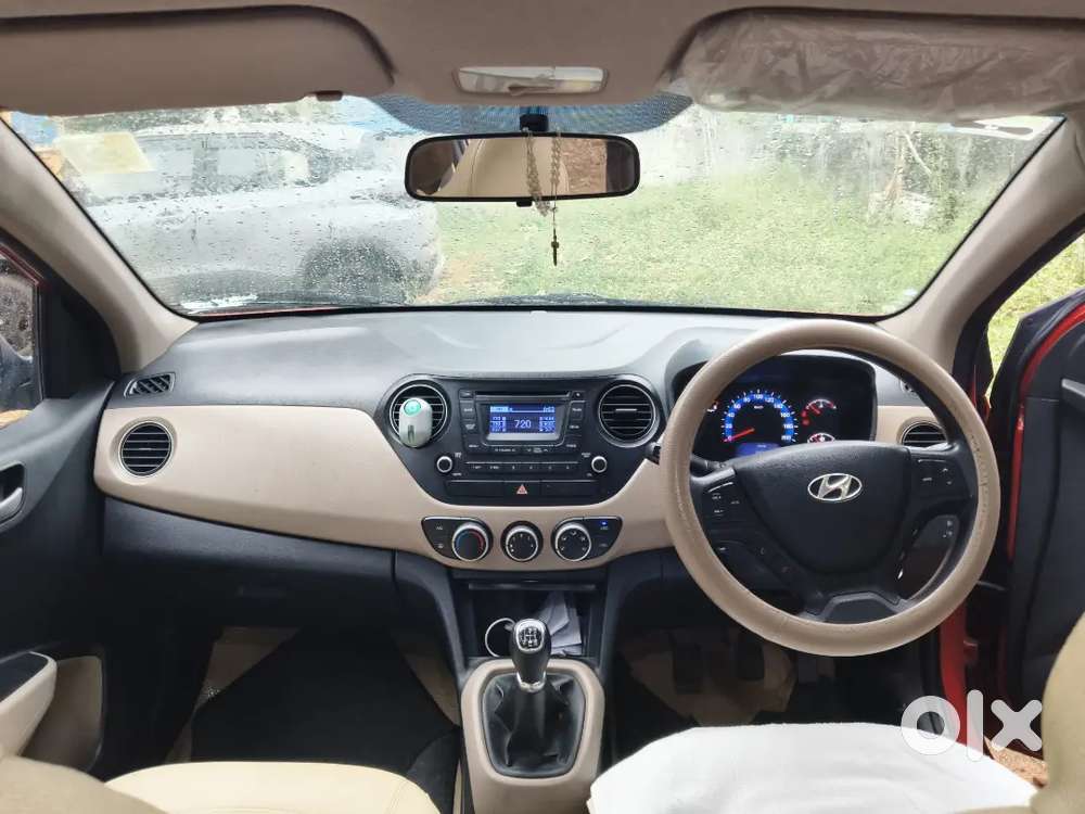 Hyundai Xcent 2015 Model