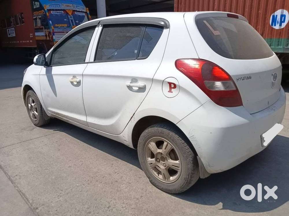 Hyundai I20 Sportz 1.2 Bs-iv, 2010, Petrol