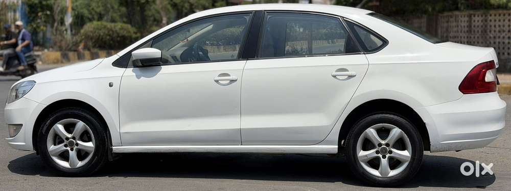 Skoda Rapid 1.5 Tdi Ambition Plus, 2015, Diesel
