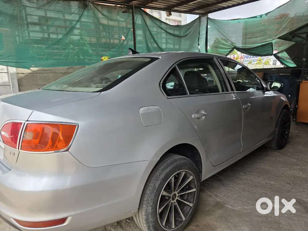 Volkswagen Jetta 2013 Petrol Well Maintained
