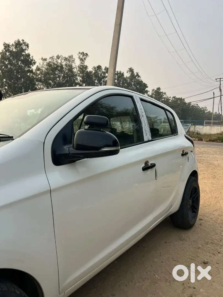 Hyundai I20 Sportz 2013