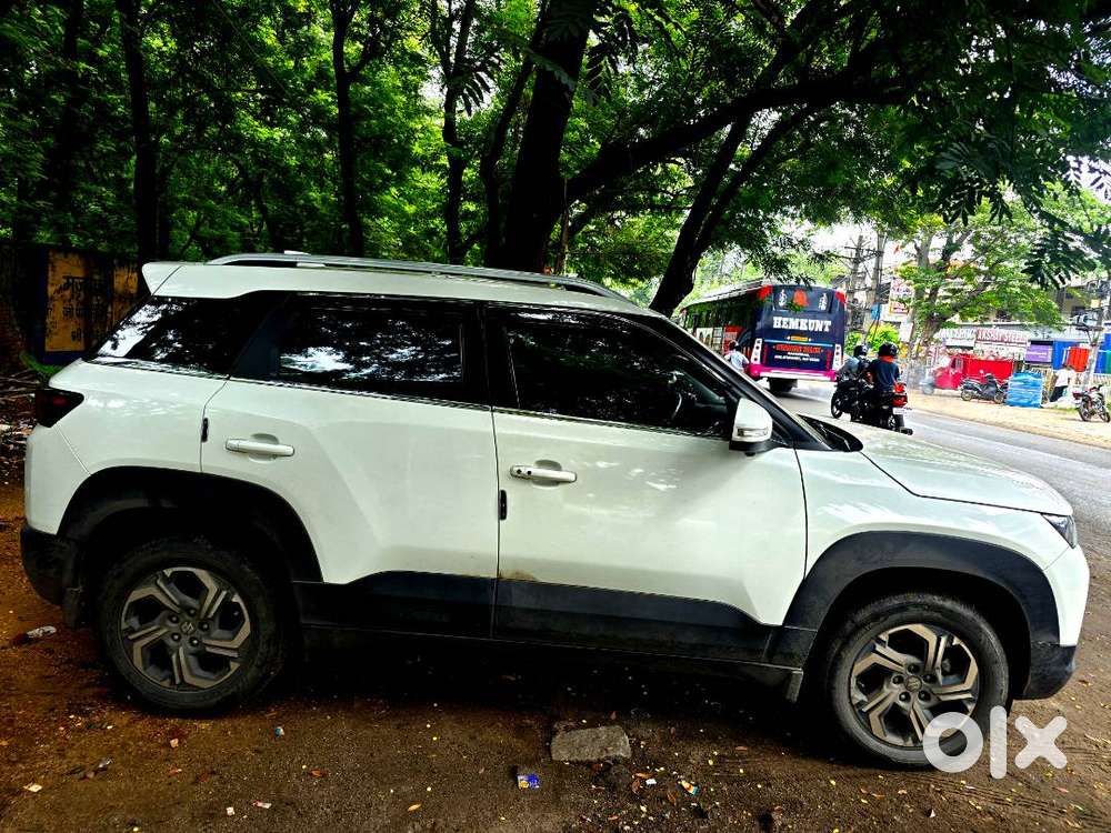 Maruti Brezza Zxi Plus