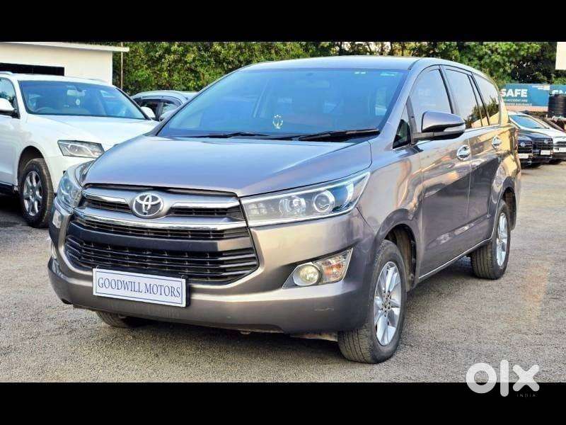Toyota Innova Crysta 2.4 Vx Mt 8s, 2016, Diesel