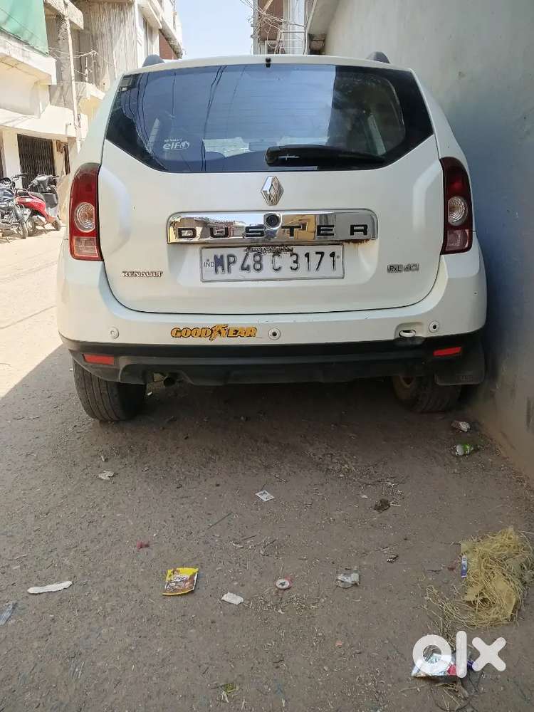 Renault Duster 2013 Diesel 200000 Km Driven