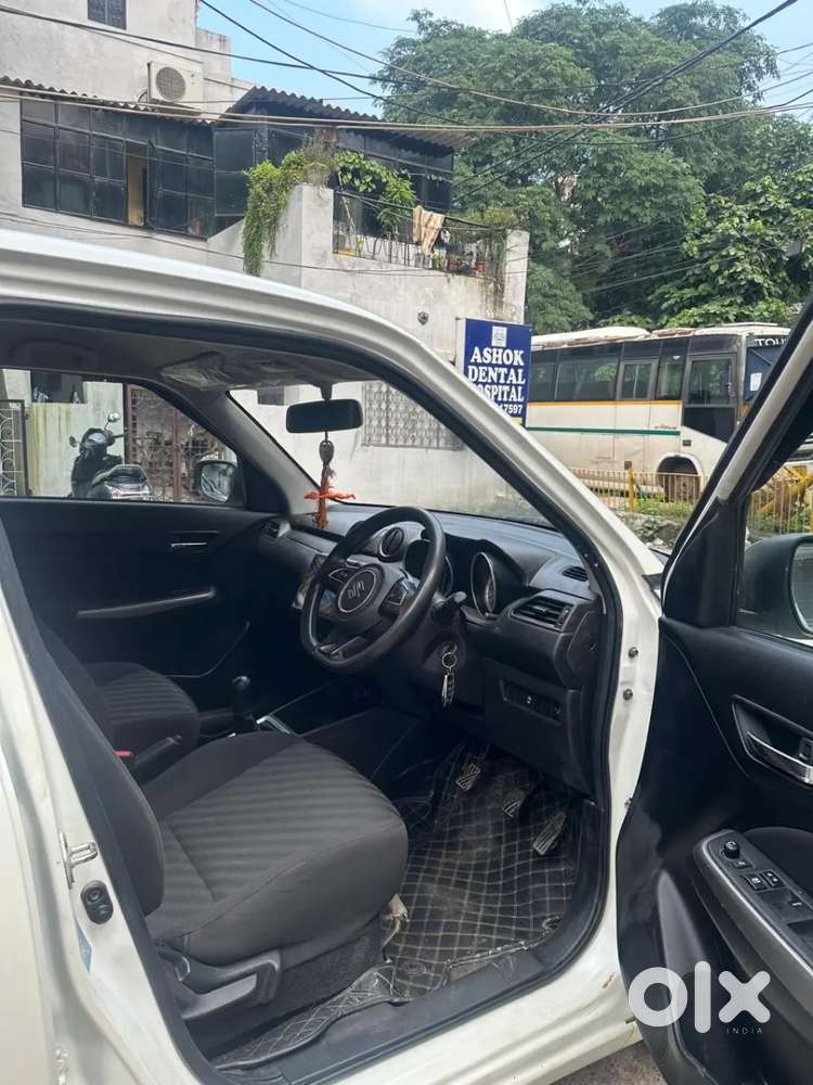 Maruti Suzuki Swift Lxi, 2022, Petrol
