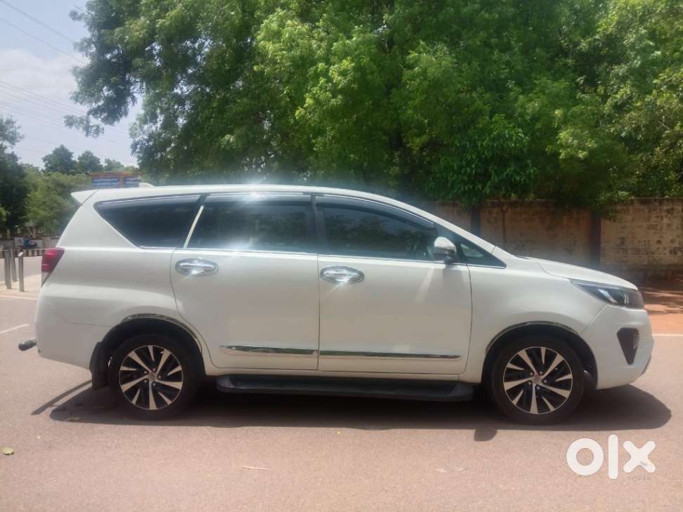 Toyota Innova Crysta 2.4 Z 7 Str, 2022, Diesel