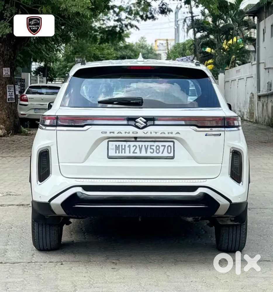 Maruti Suzuki Grand Vitara 1.5 Alpha Smart Hybrid Dual Tone, 2023, P..
