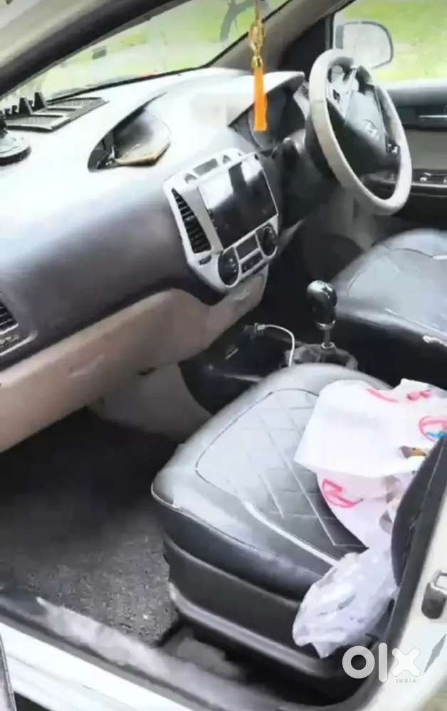 Hyundai I20 Asta 2010 Petrol
