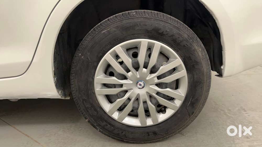 Maruti Suzuki Swift Dzire 1.3 Vxi, 2015, Petrol
