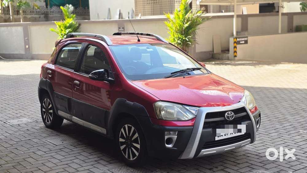 Toyota Etios Cross 1.5l V, 2015, Petrol