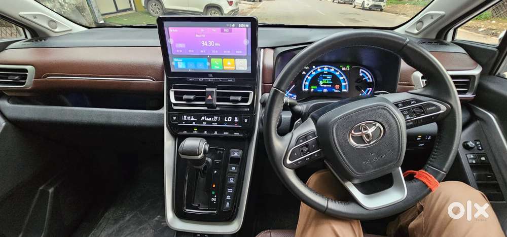 Toyota Innova Hycross 2.0 Zx (o) Hybrid 7 Str, 2026, Diesel