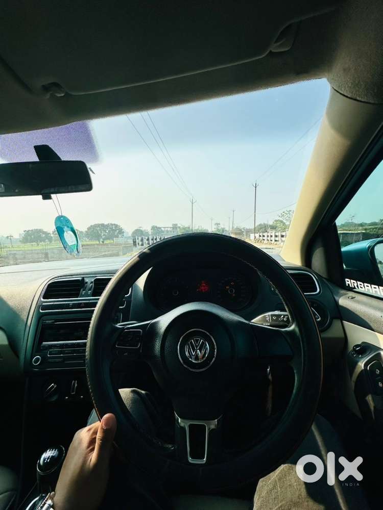Volkswagen Polo Petrol 2013
