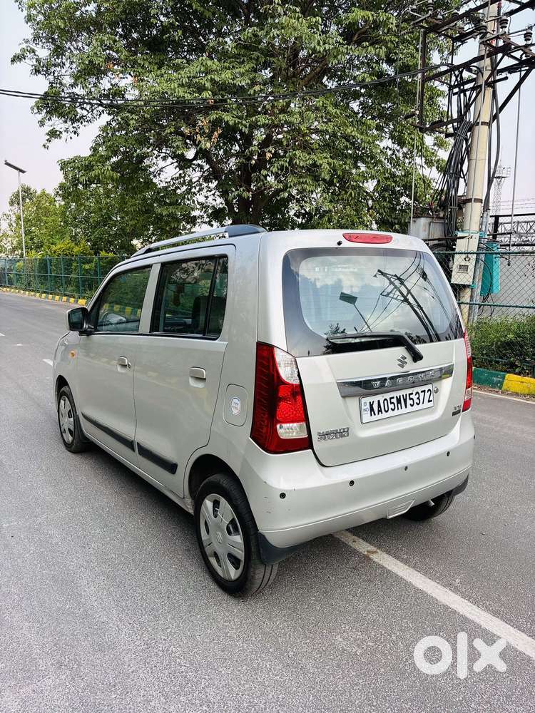 Maruti Suzuki Wagon R 1.0 Vxi Amt, 2017, Petrol