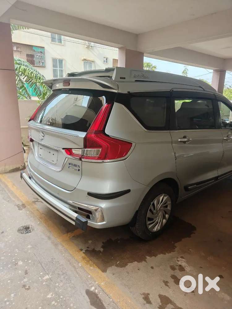 Ertiga 1.5 Engine, Petrol, Splender Silver Colour