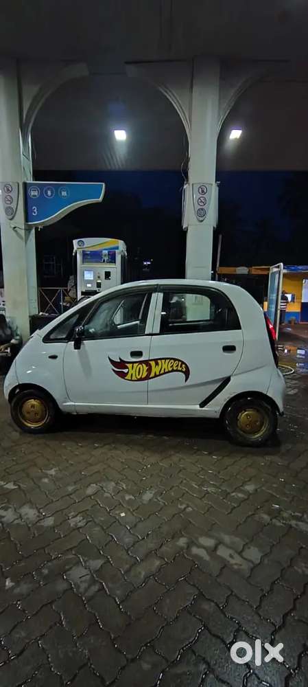Tata Nano Xe 2011 Petrol