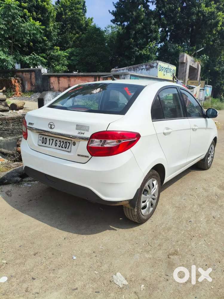 Tata Zest 1.2t Revotron 2017