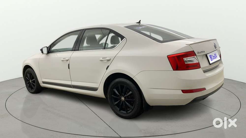 Skoda Octavia 1.8 Tsi At Style Plus, 2017, Petrol