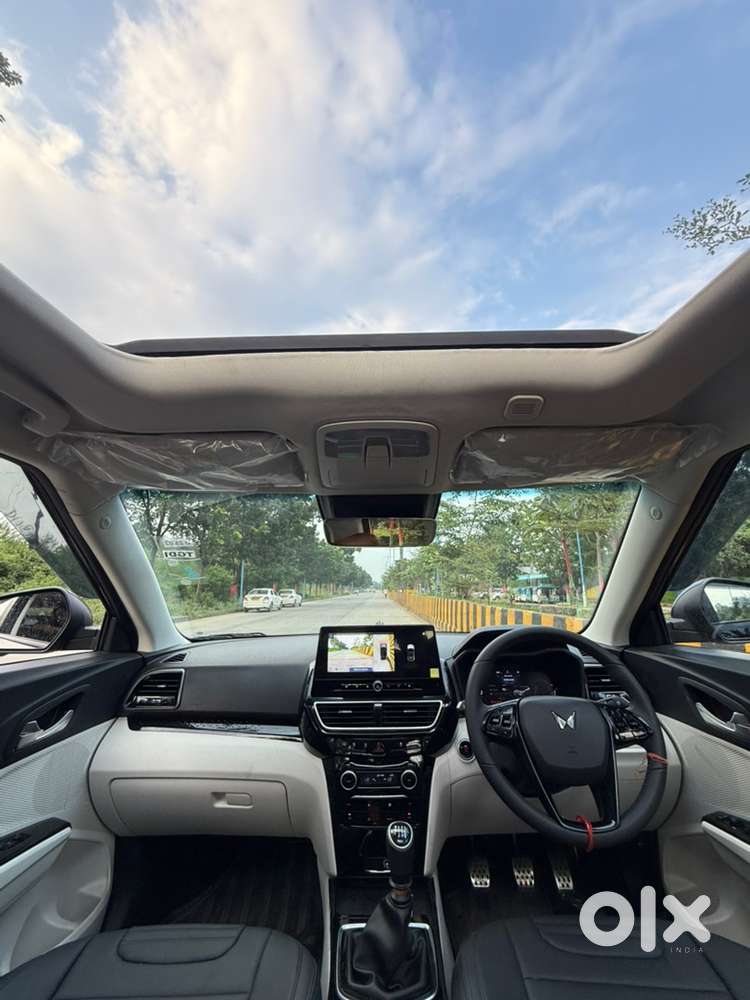 Mahindra Xuv 3xo 2025