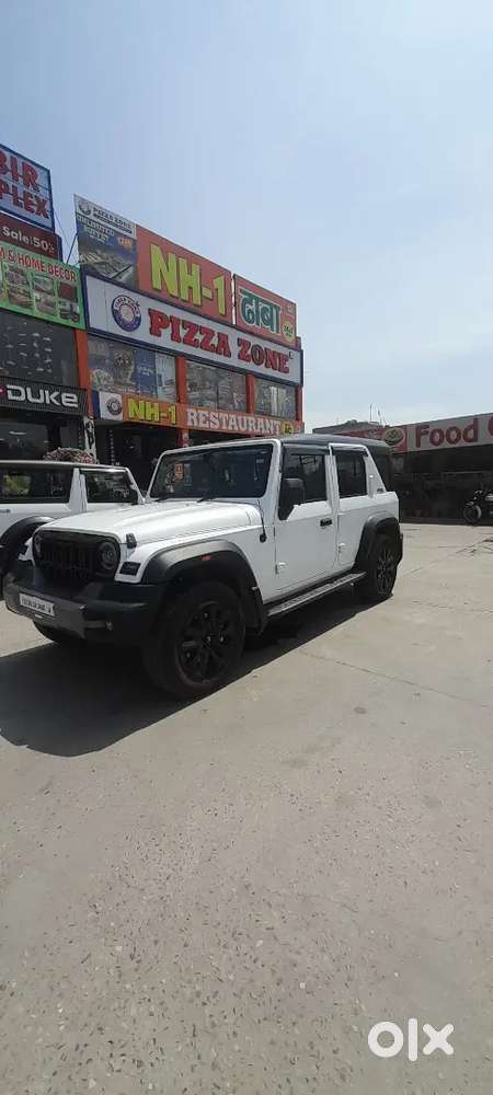 Mahindra Thar Roxx Star Edition 2026 Diesel 2200 Km Driven