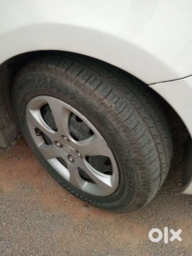 Hyundai Verna 1.6 Ex Vtvt, 2013, Petrol