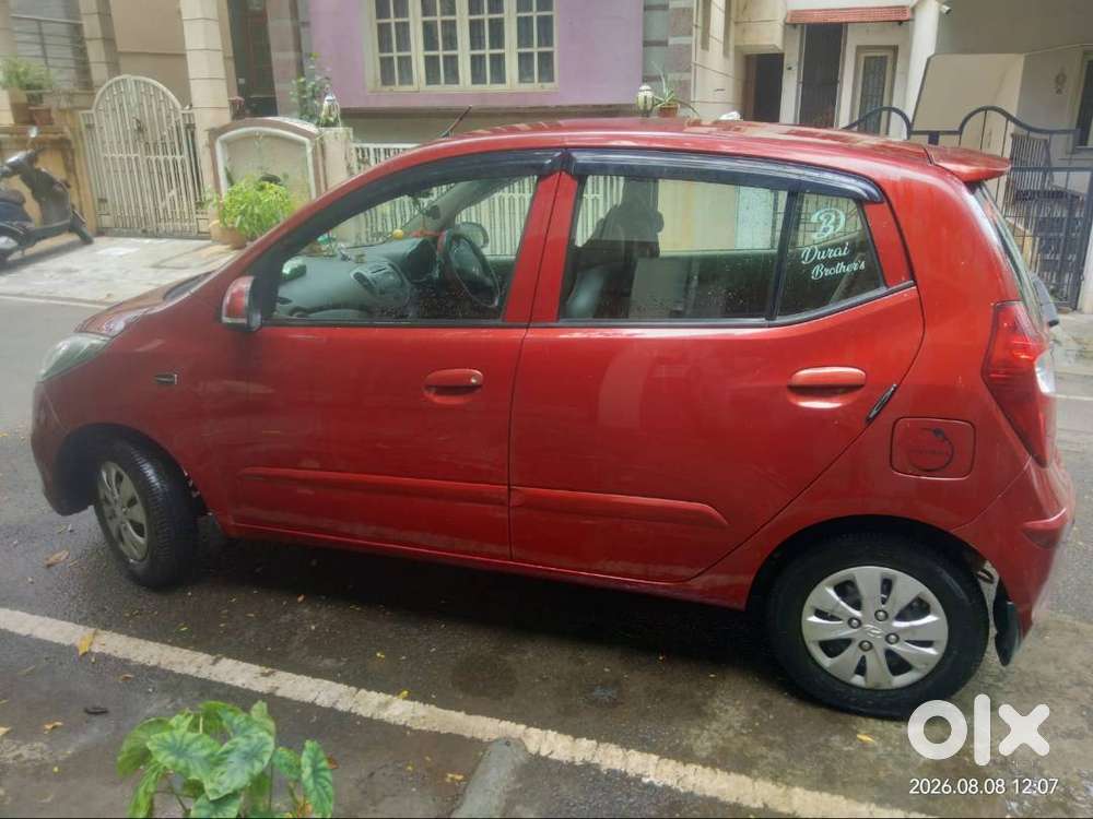Hyundai I10 Sportz 2011