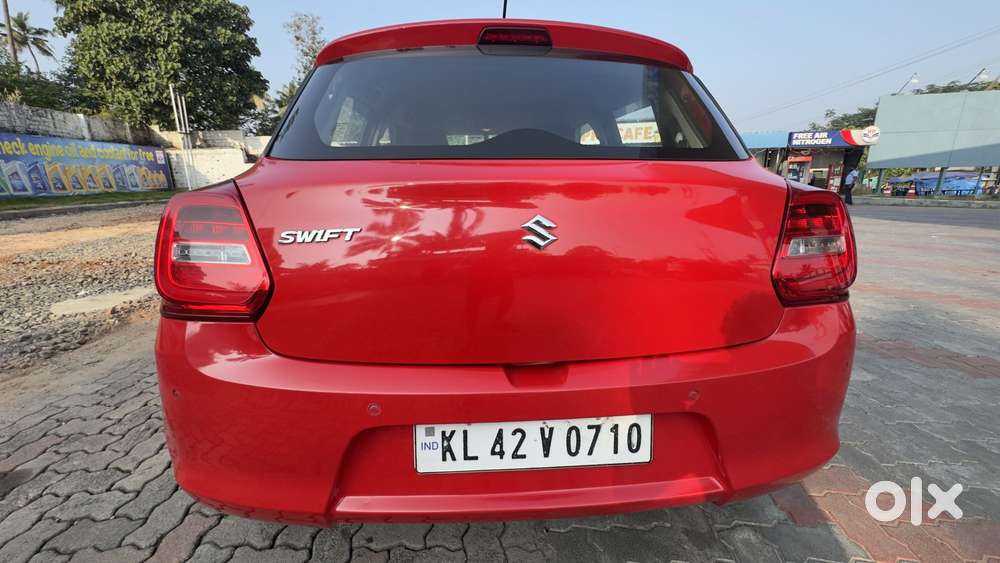 Maruti Suzuki New-gen Swift Vxi, 2022, Petrol