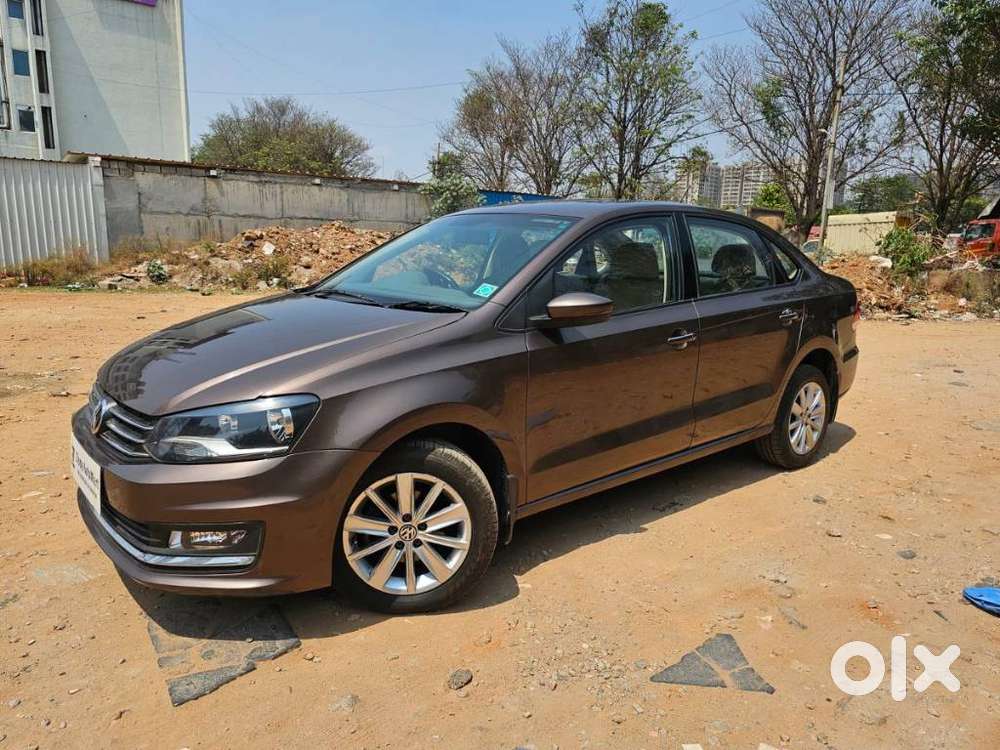 Volkswagen Vento 1.2 Tsi Highline At, 2015, Petrol