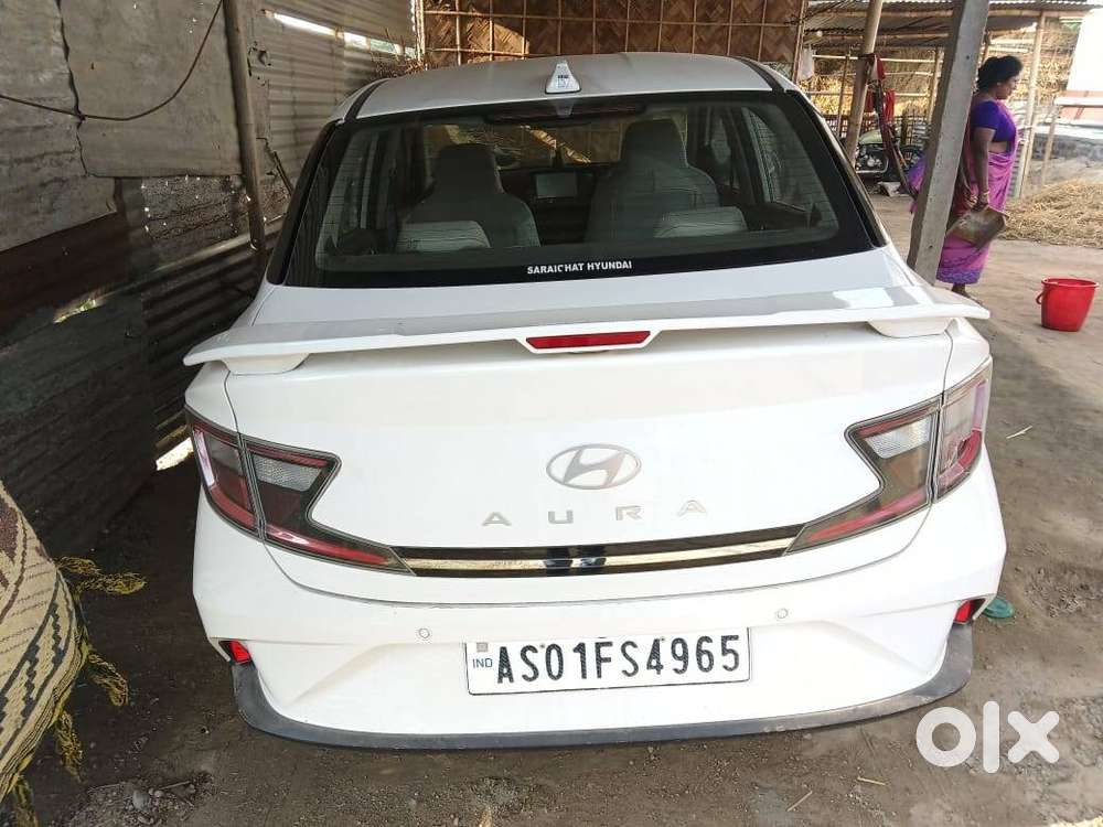 Hyundai Aura