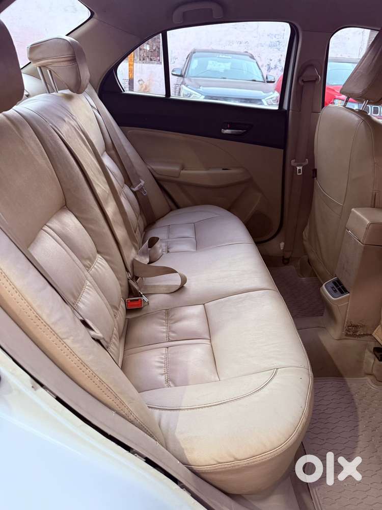 Maruti Suzuki Swift Dzire Vxi Optional, 2018, Cng & Hybrids