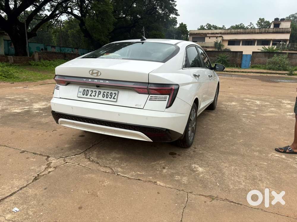 Hyundai Verna Petrol Manual 2023