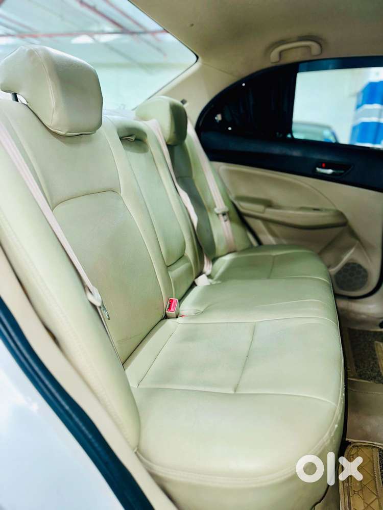 Maruti Suzuki Dzire Zxi Plus Ags, 2020, Petrol